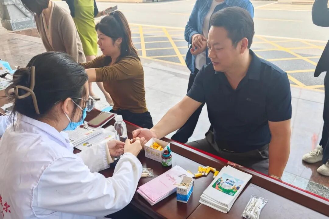 Into the Lixiang Health Industry Park | Special Event of the 23rd National Occupational Disease Prevention Law Publicity Week